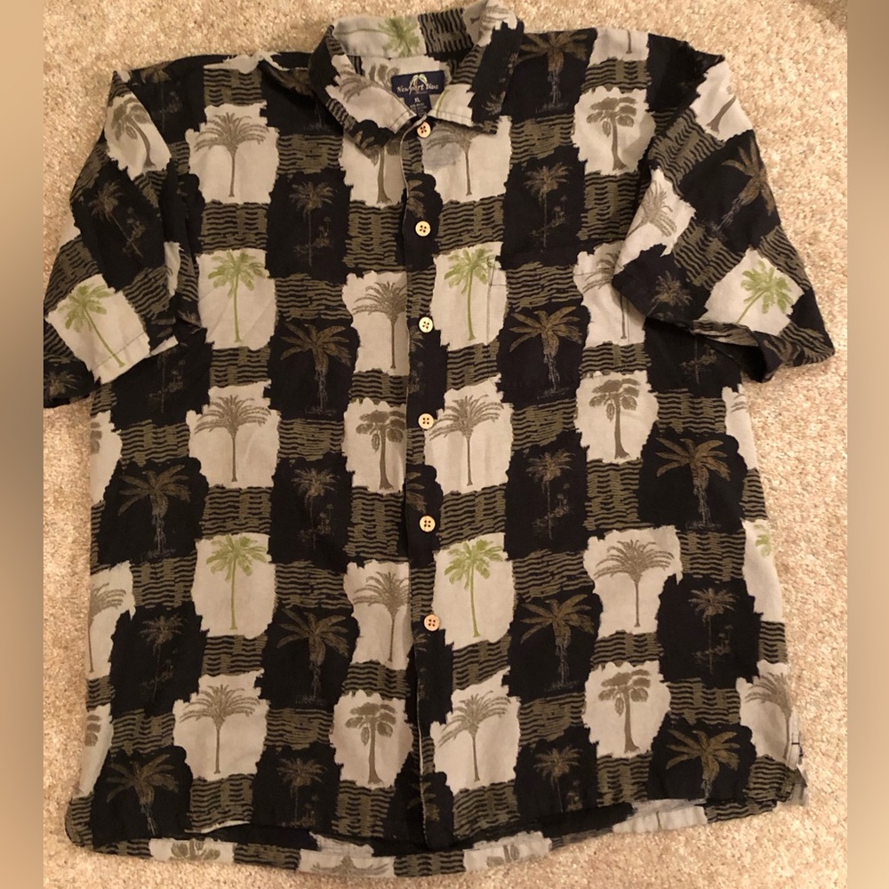 Men’s XL Newport‎ Blue button down Hawaiian short sleeve shirt